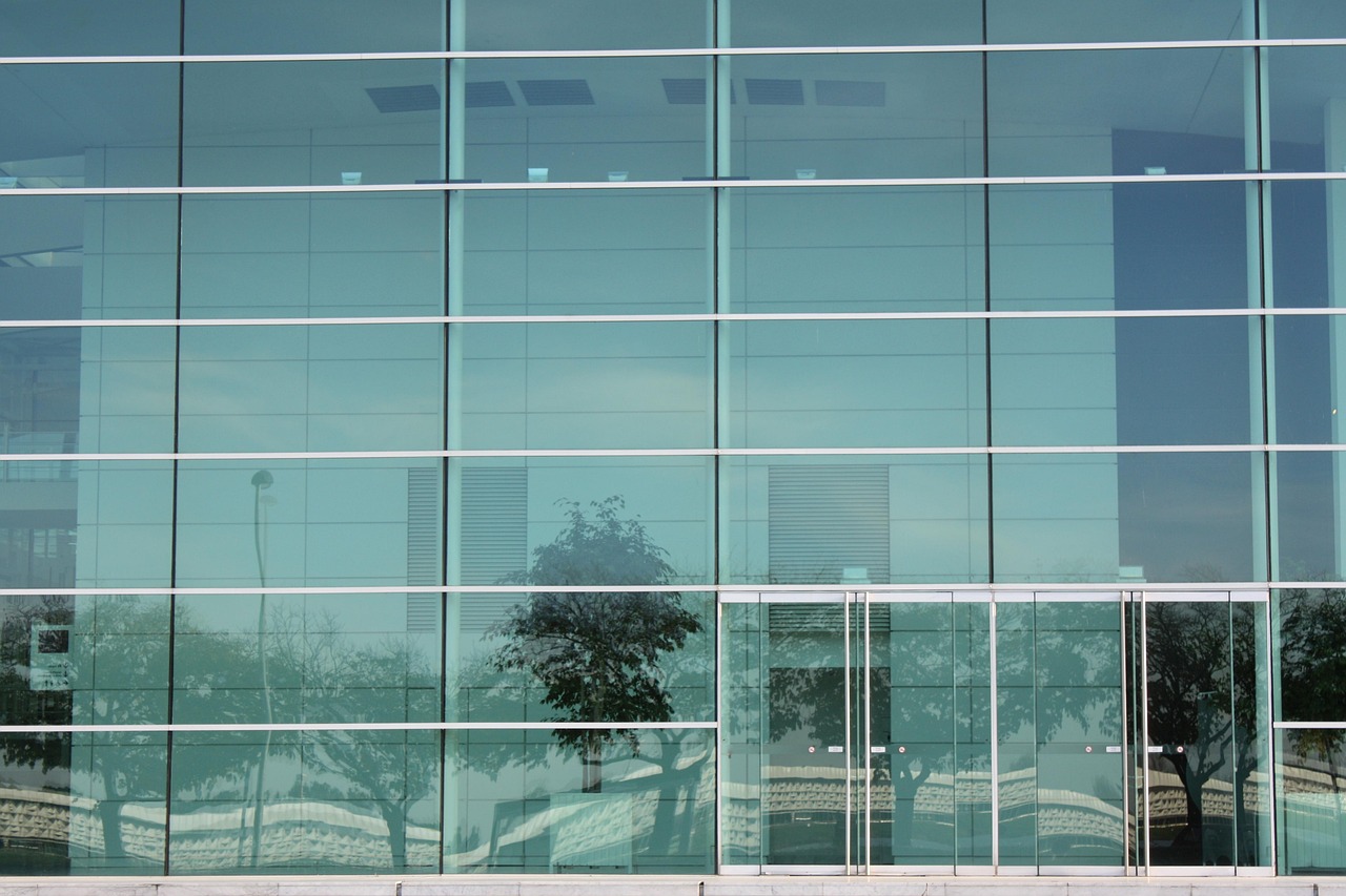 技术支持对电竞成为正规行业的影响