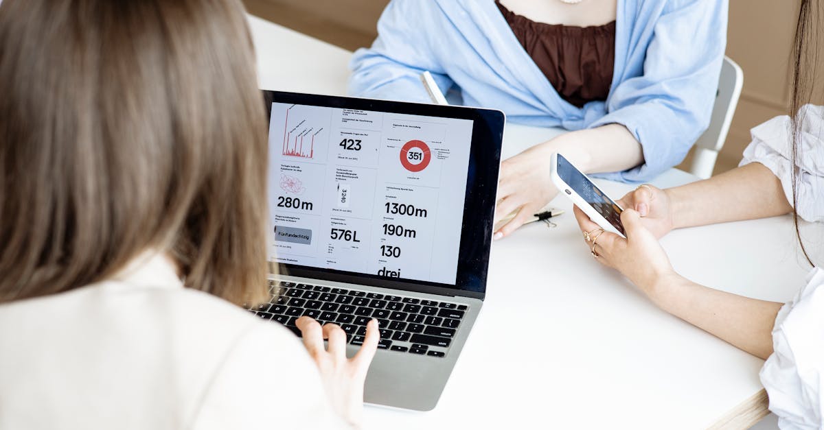 为什么省略标点符号在短信中有助于提高回复率